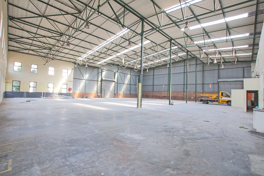 To Let commercial Property for Rent in Randjespark Gauteng