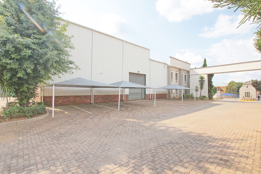 To Let commercial Property for Rent in Randjespark Gauteng