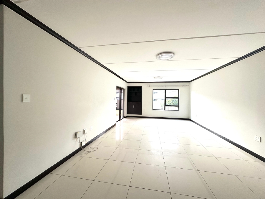 To Let 3 Bedroom Property for Rent in Broadacres Gauteng