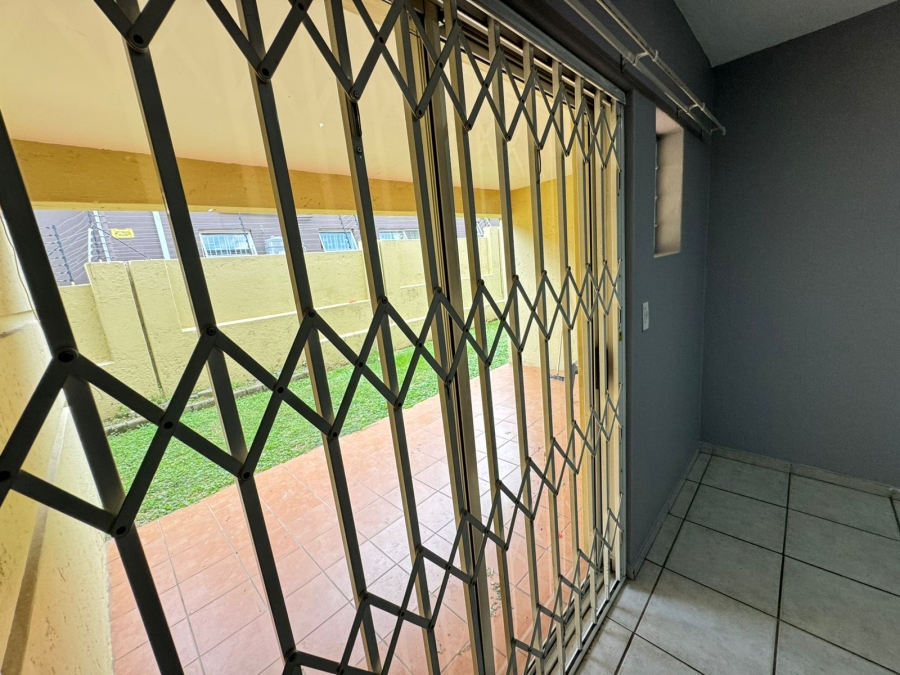 To Let 3 Bedroom Property for Rent in Vorna Valley Gauteng