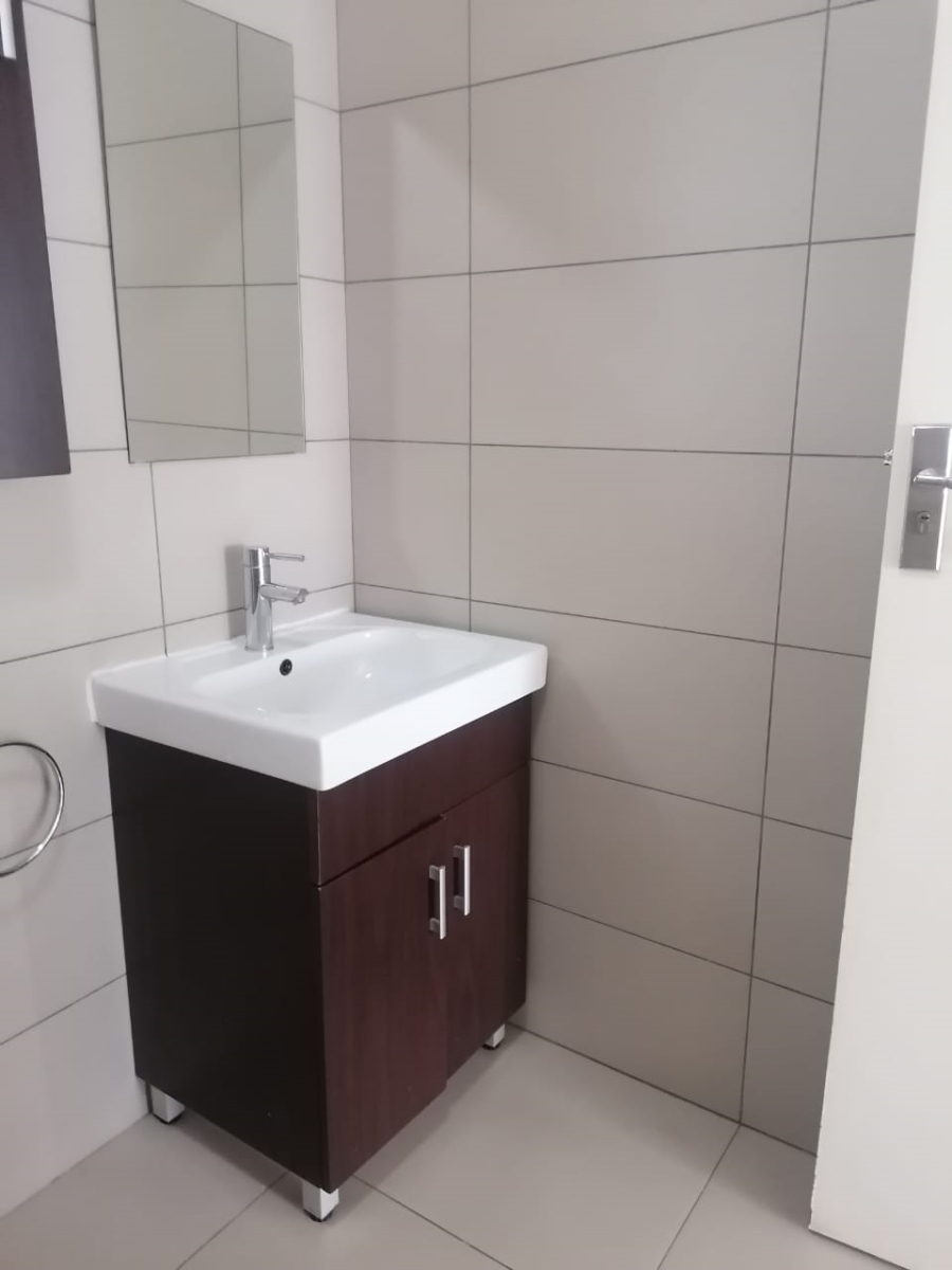 To Let 1 Bedroom Property for Rent in Carlswald Gauteng