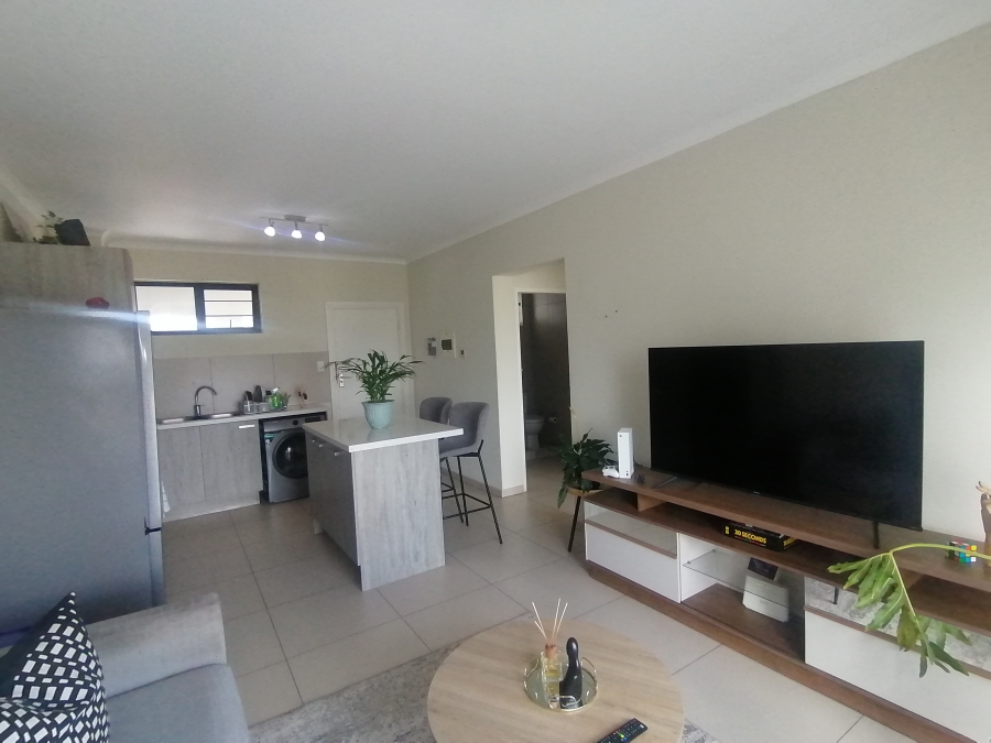 1 Bedroom Property for Sale in Erand Gardens Gauteng