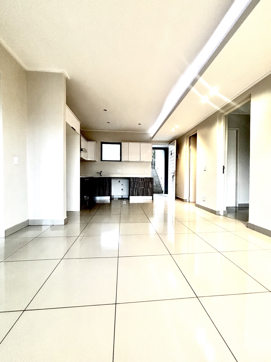 To Let 2 Bedroom Property for Rent in Parkmore Gauteng