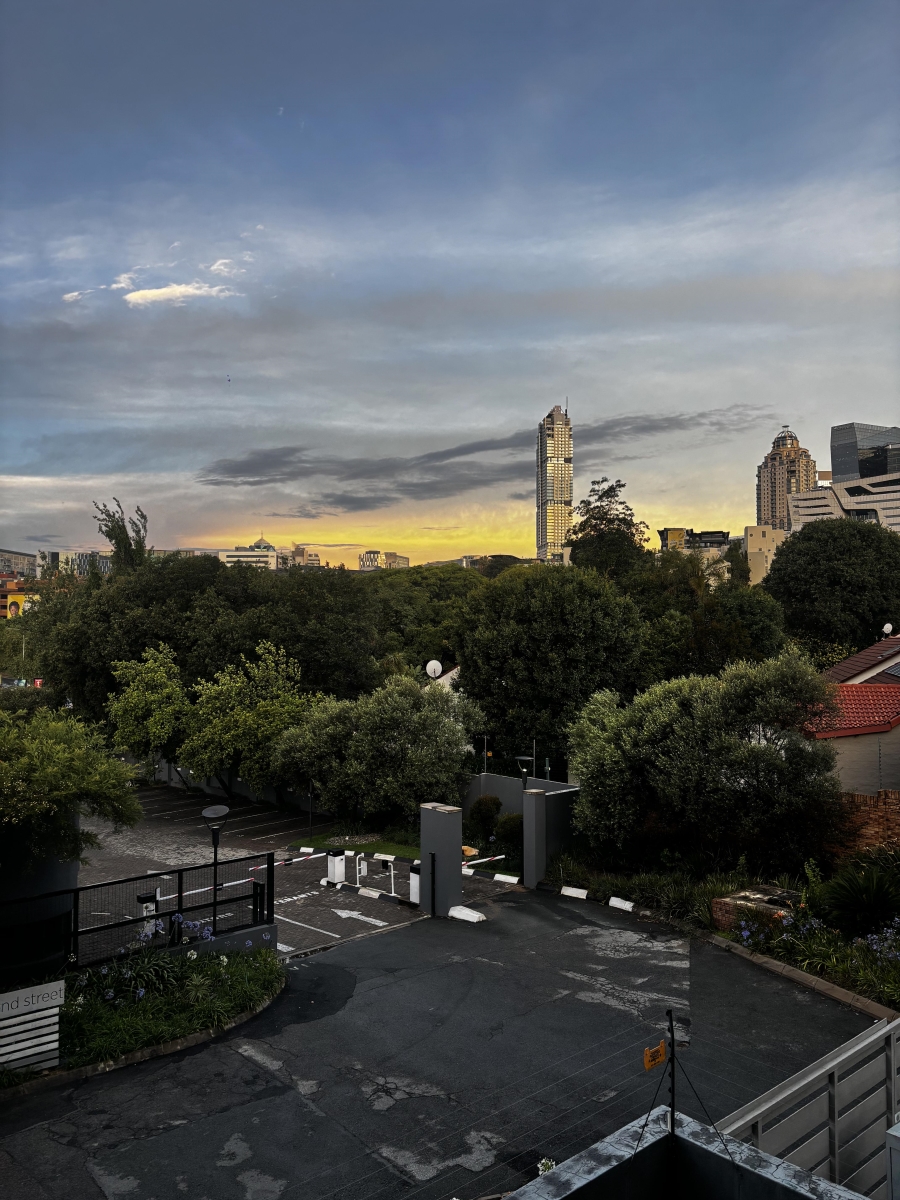 To Let 2 Bedroom Property for Rent in Parkmore Gauteng