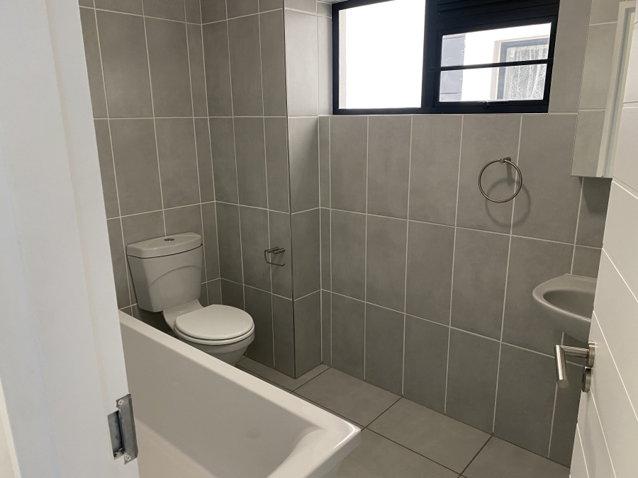 To Let 3 Bedroom Property for Rent in Mooikloof Equestrian Estate Gauteng