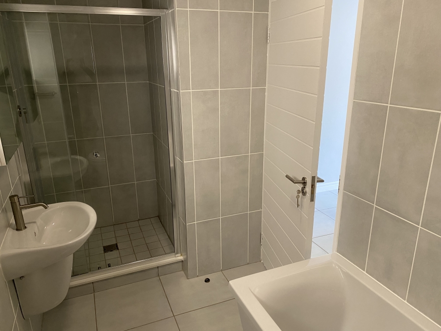 To Let 3 Bedroom Property for Rent in Mooikloof Equestrian Estate Gauteng