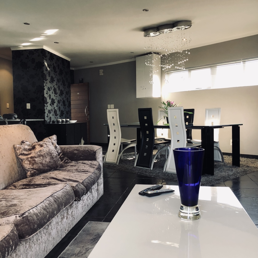 2 Bedroom Property for Sale in Sandton Central Gauteng