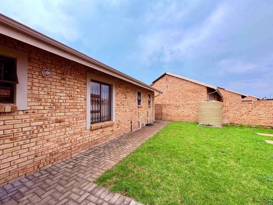 3 Bedroom Property for Sale in Sunair Park Gauteng
