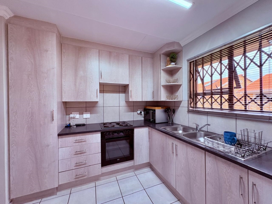 3 Bedroom Property for Sale in Sunair Park Gauteng