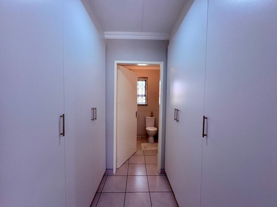 3 Bedroom Property for Sale in Sunair Park Gauteng