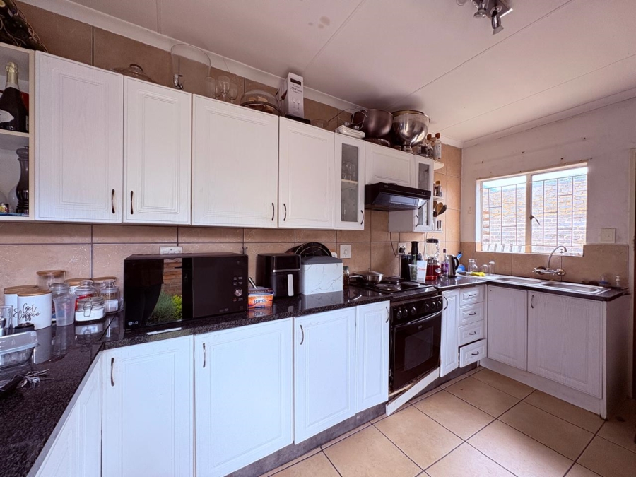 3 Bedroom Property for Sale in  Dalpark Ext 11 Gauteng