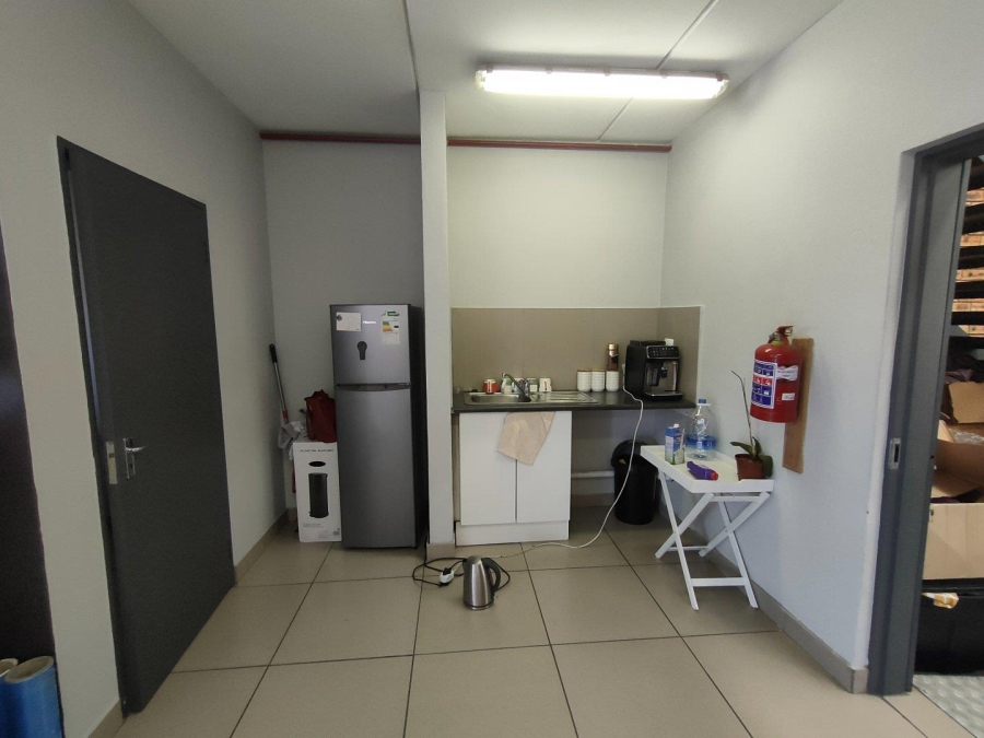 To Let commercial Property for Rent in Strijdom Park Gauteng