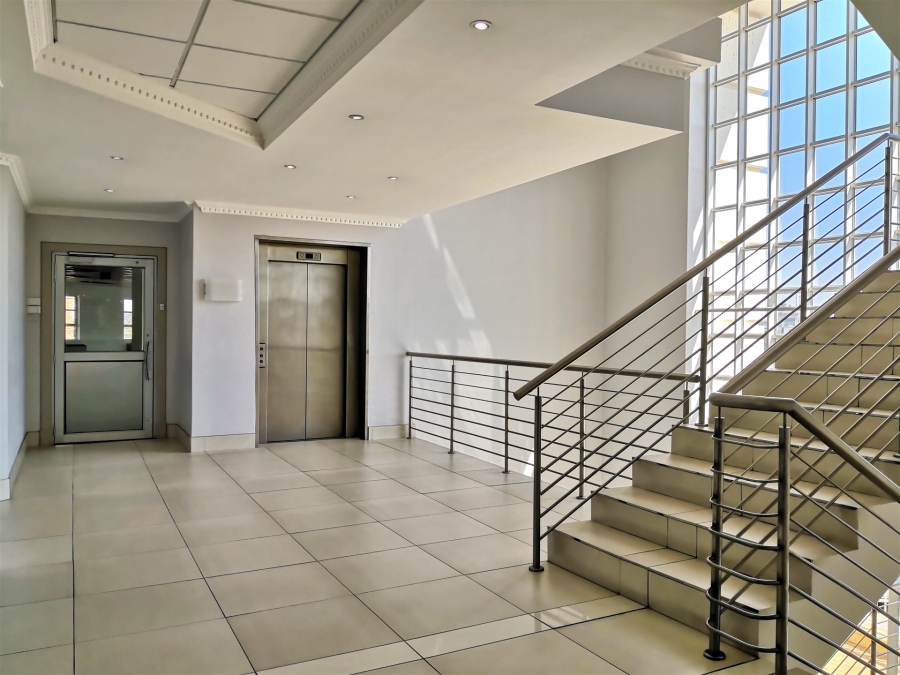 To Let commercial Property for Rent in Fourways Gauteng