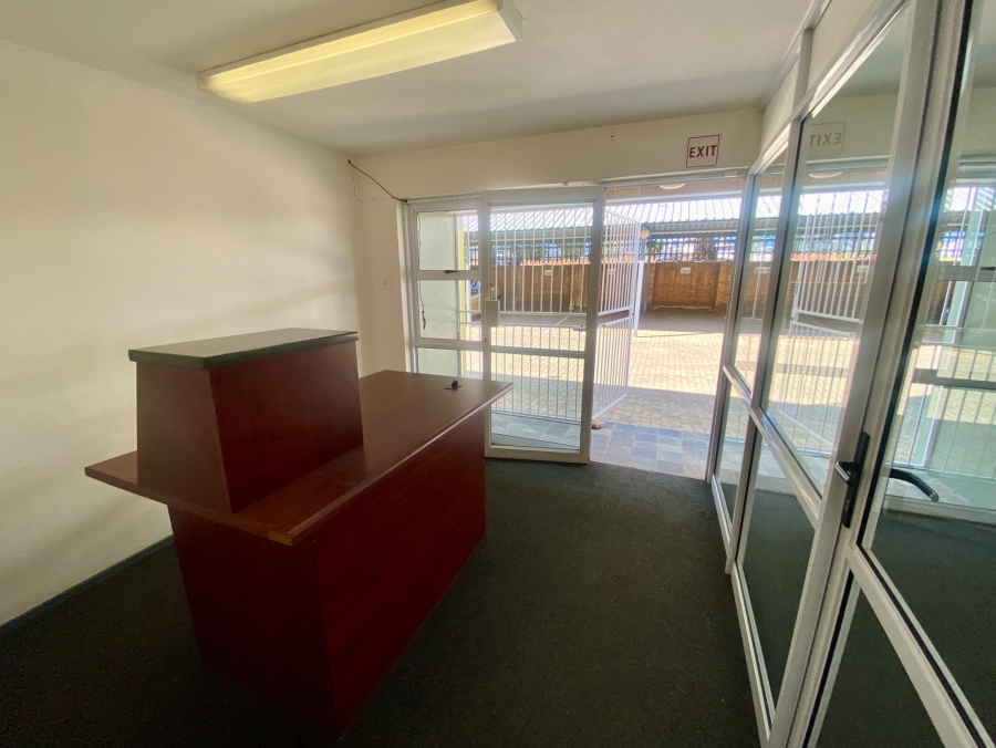 To Let commercial Property for Rent in Grand Central Gauteng