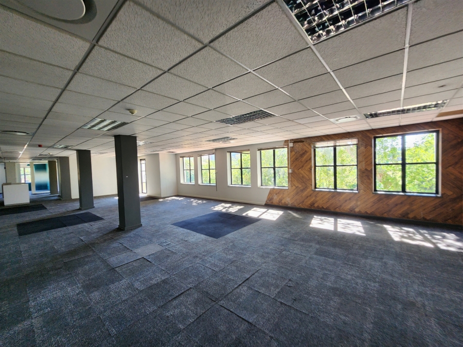 To Let commercial Property for Rent in Barlow Park Gauteng