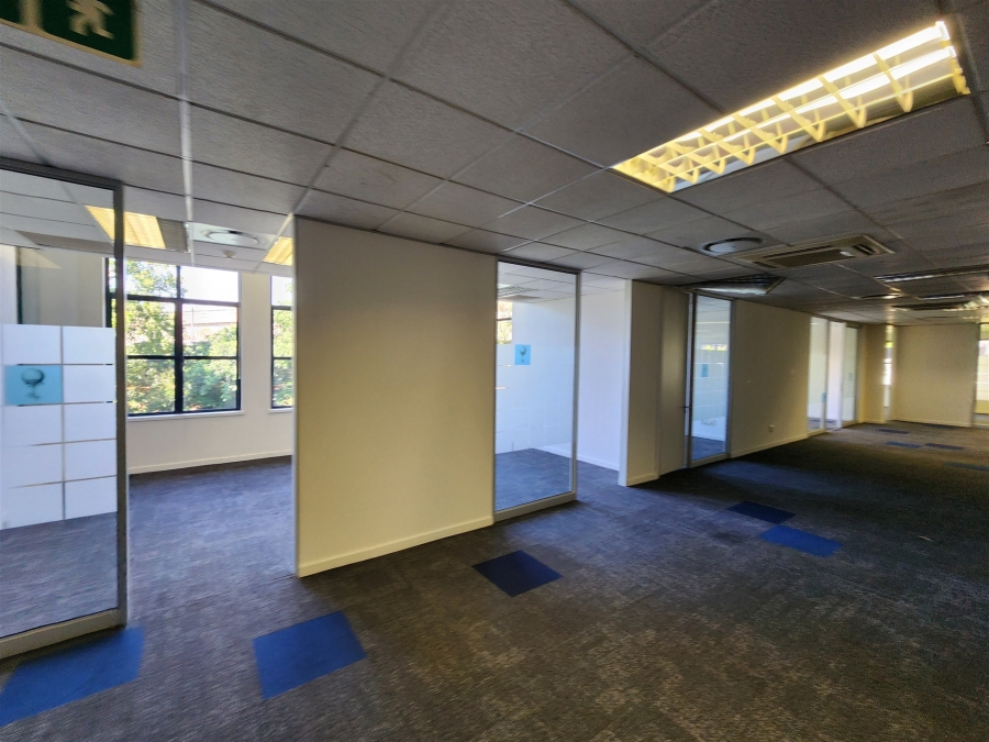 To Let commercial Property for Rent in Barlow Park Gauteng