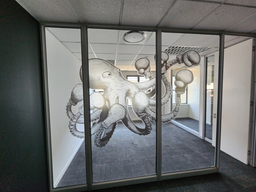 To Let commercial Property for Rent in Barlow Park Gauteng