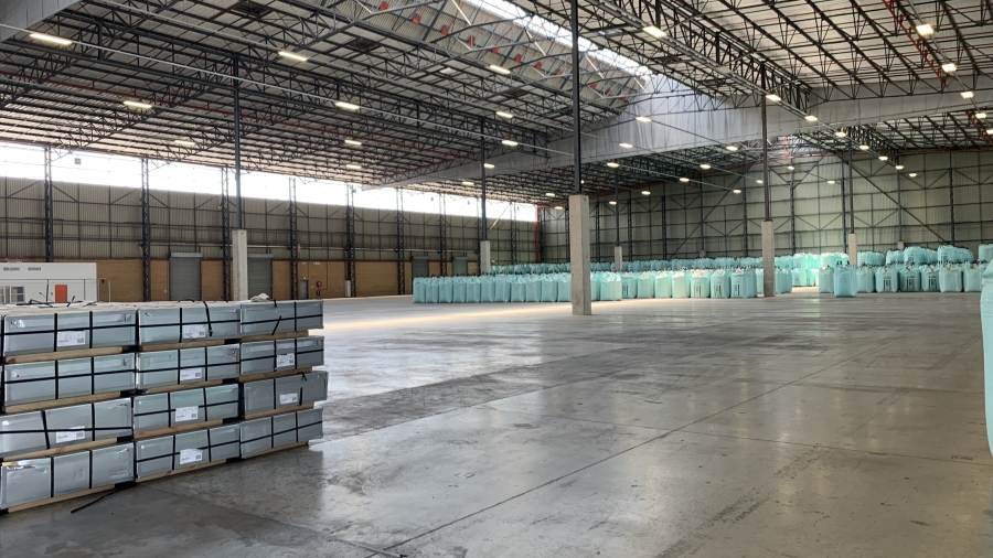 To Let commercial Property for Rent in Gosforth Park Gauteng