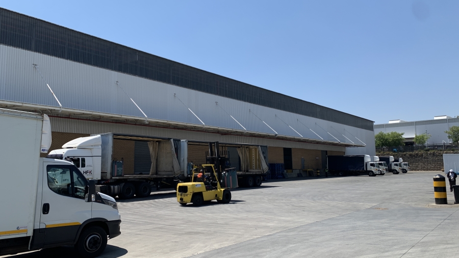 To Let commercial Property for Rent in Gosforth Park Gauteng