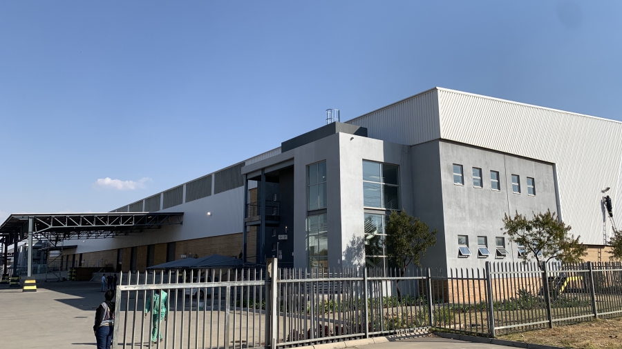 To Let commercial Property for Rent in Gosforth Park Gauteng