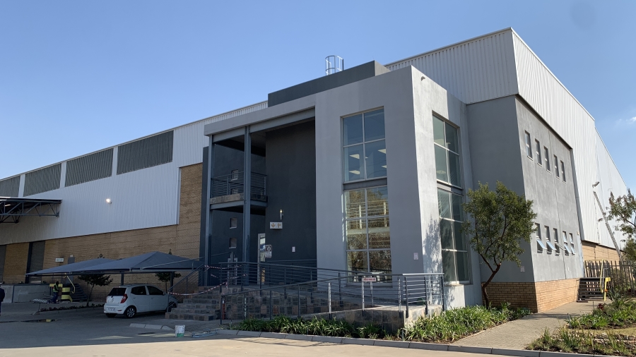 To Let commercial Property for Rent in Gosforth Park Gauteng