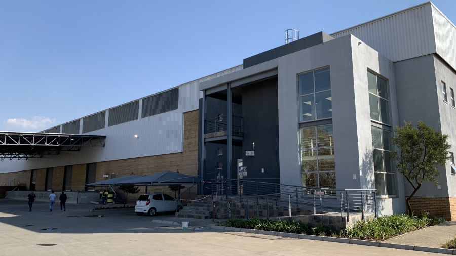 To Let commercial Property for Rent in Gosforth Park Gauteng