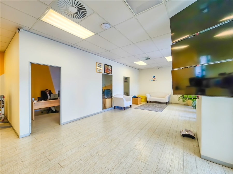 To Let commercial Property for Rent in Fourways Gauteng