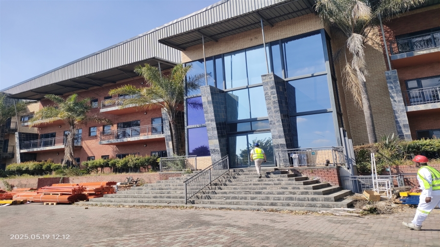 To Let commercial Property for Rent in North Riding Gauteng