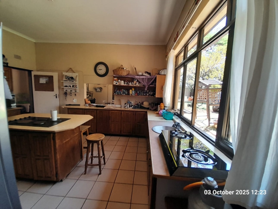 9 Bedroom Property for Sale in Pretoria North Gauteng