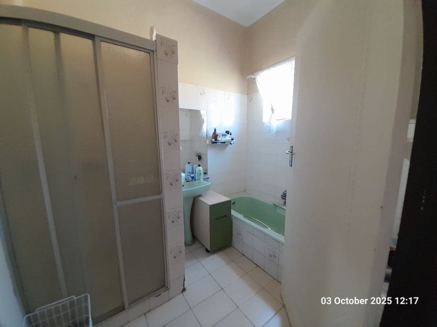 9 Bedroom Property for Sale in Pretoria North Gauteng