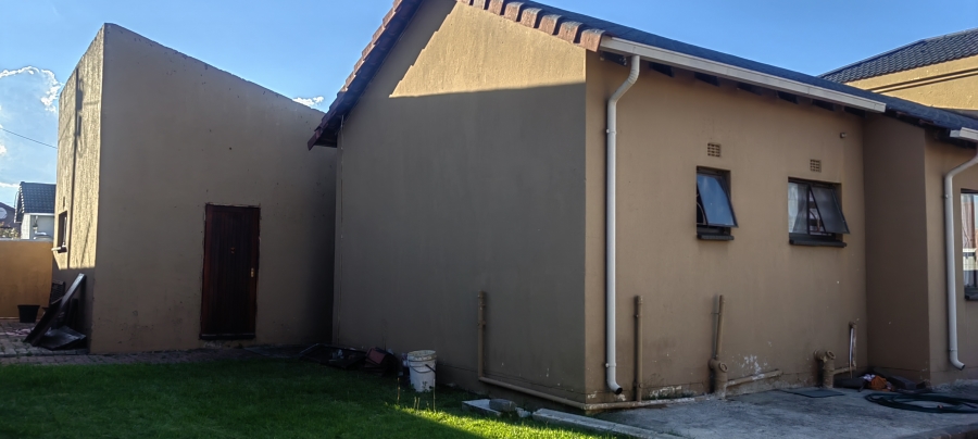 3 Bedroom Property for Sale in Ormonde Gauteng