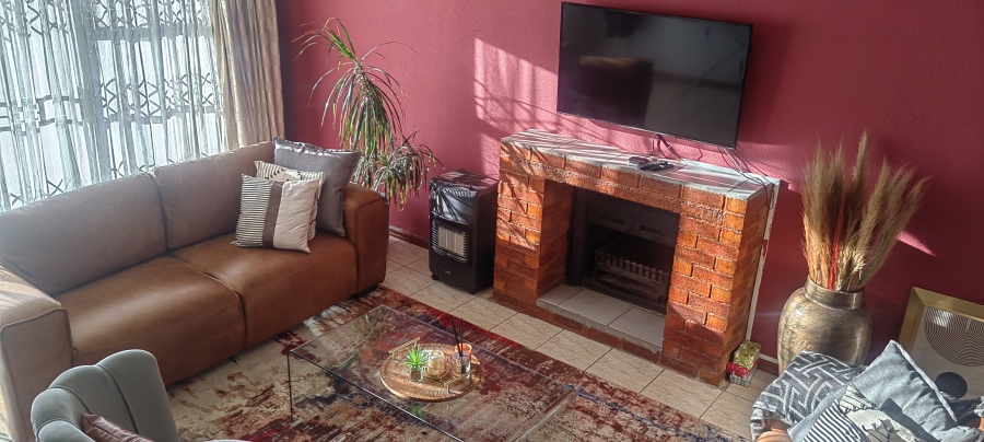 3 Bedroom Property for Sale in Ormonde Gauteng