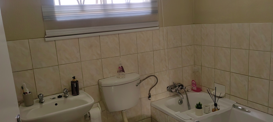 3 Bedroom Property for Sale in Ormonde Gauteng