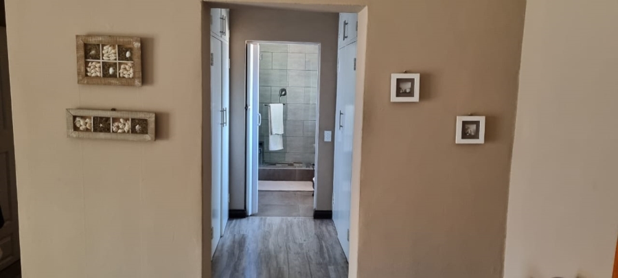 5 Bedroom Property for Sale in Vanderbijlpark SE Gauteng