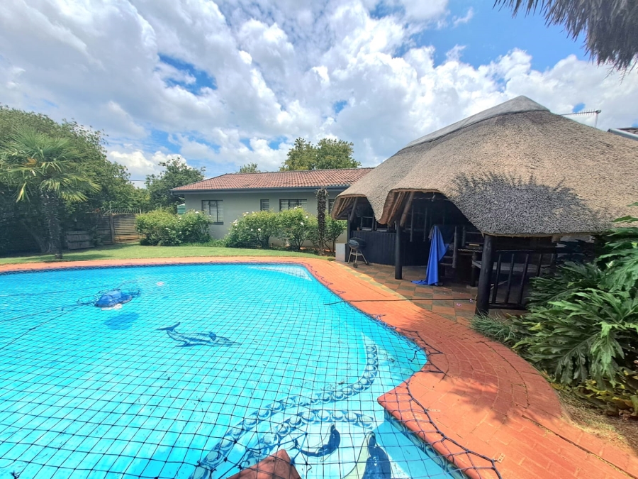 3 Bedroom Property for Sale in Sonland Park Gauteng