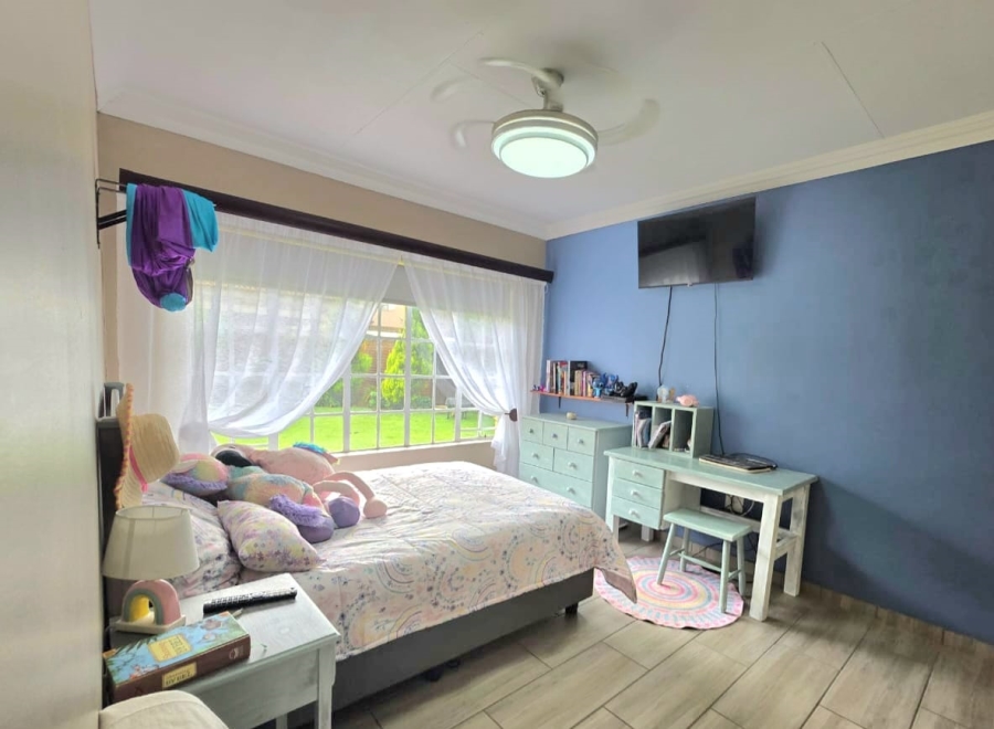 3 Bedroom Property for Sale in Three Rivers Proper Gauteng