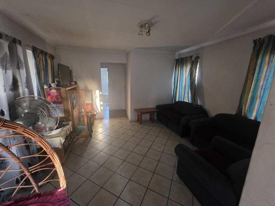 2 Bedroom Property for Sale in Magalieskruin Gauteng