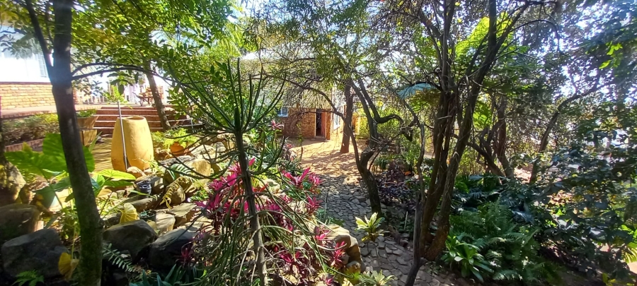 4 Bedroom Property for Sale in Magalieskruin Gauteng