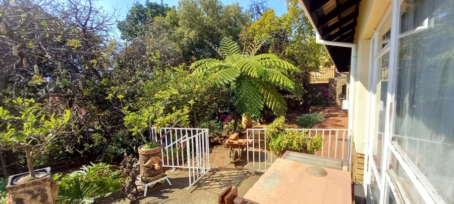 4 Bedroom Property for Sale in Magalieskruin Gauteng