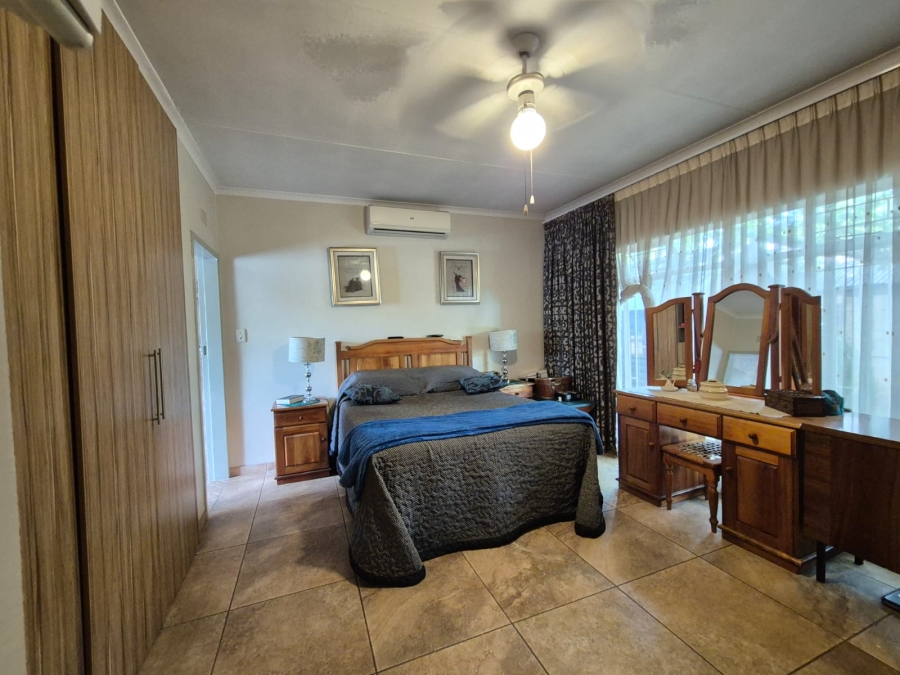 3 Bedroom Property for Sale in Vanderbijlpark SE 6 Gauteng