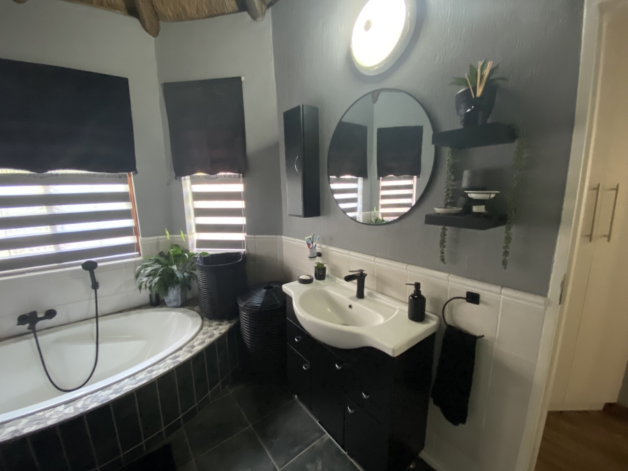 3 Bedroom Property for Sale in Rynfield Gauteng