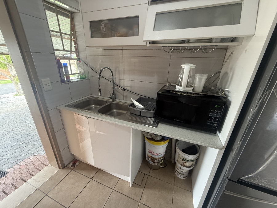 3 Bedroom Property for Sale in Thatch Hill Estate Gauteng