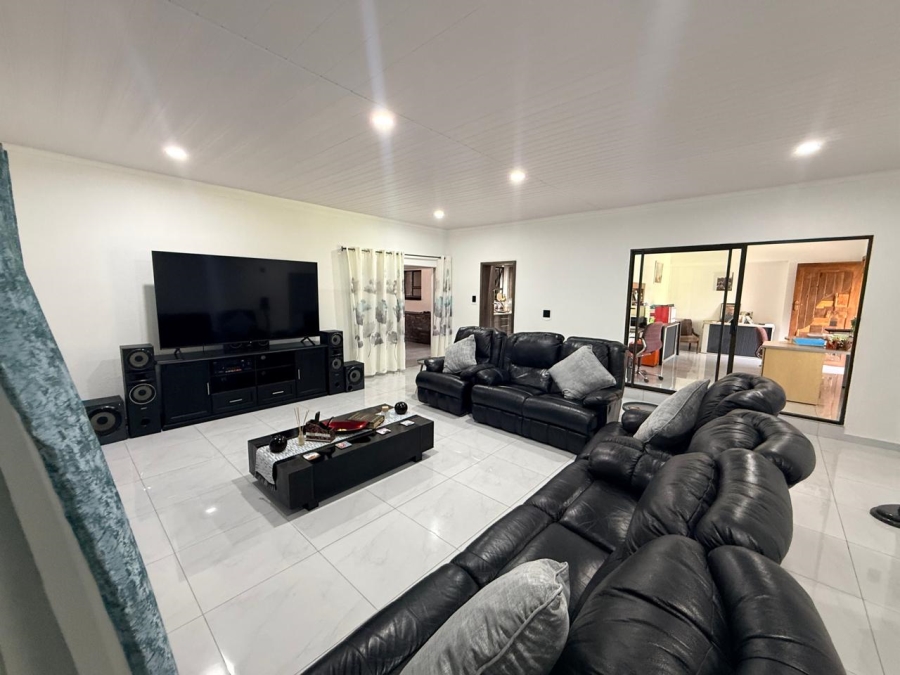 3 Bedroom Property for Sale in Golf Park Gauteng