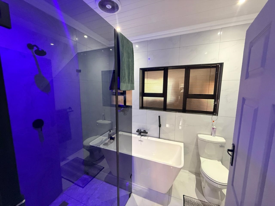 3 Bedroom Property for Sale in Golf Park Gauteng