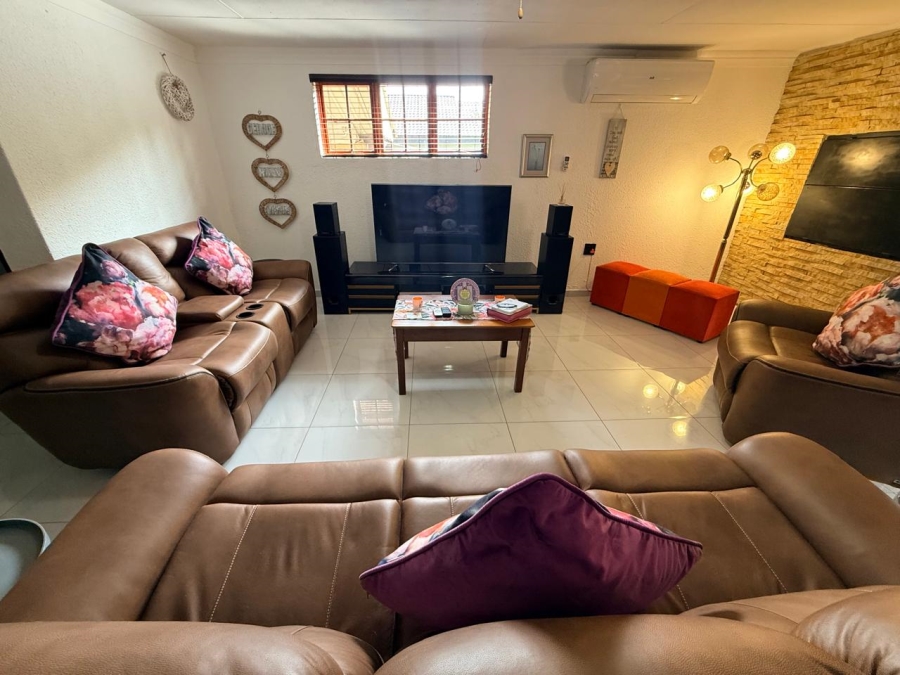 3 Bedroom Property for Sale in Golf Park Gauteng