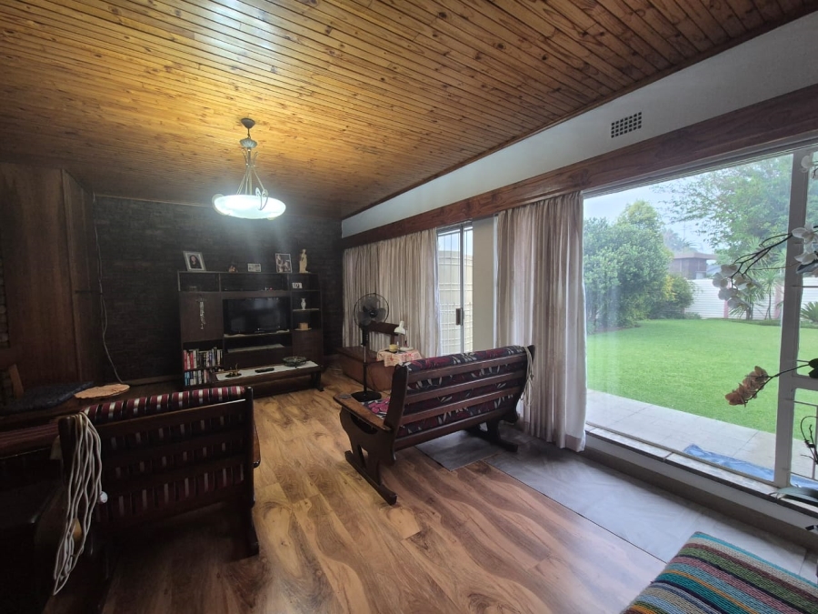 3 Bedroom Property for Sale in Vanderbijlpark SE 2 Gauteng