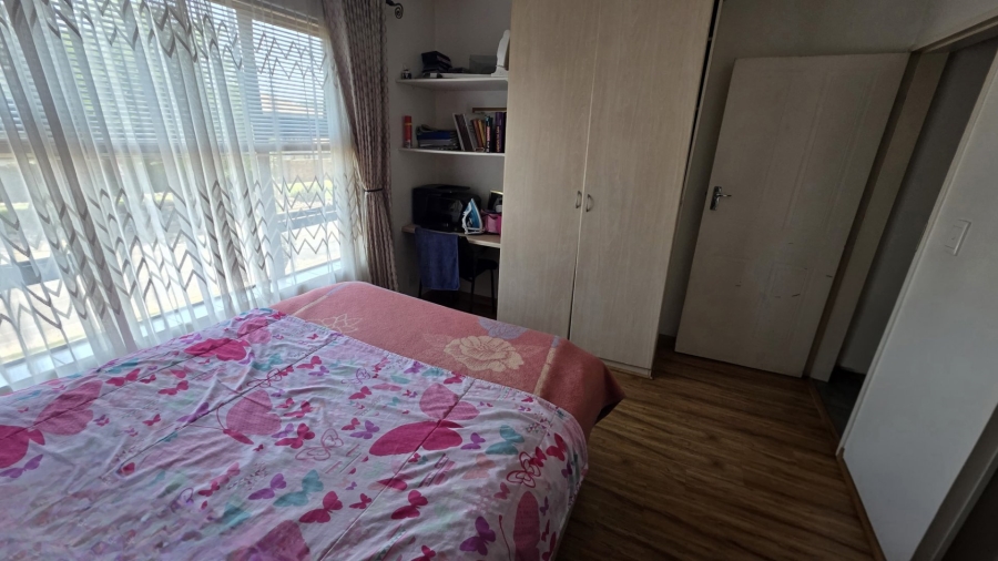 5 Bedroom Property for Sale in Montana Gauteng