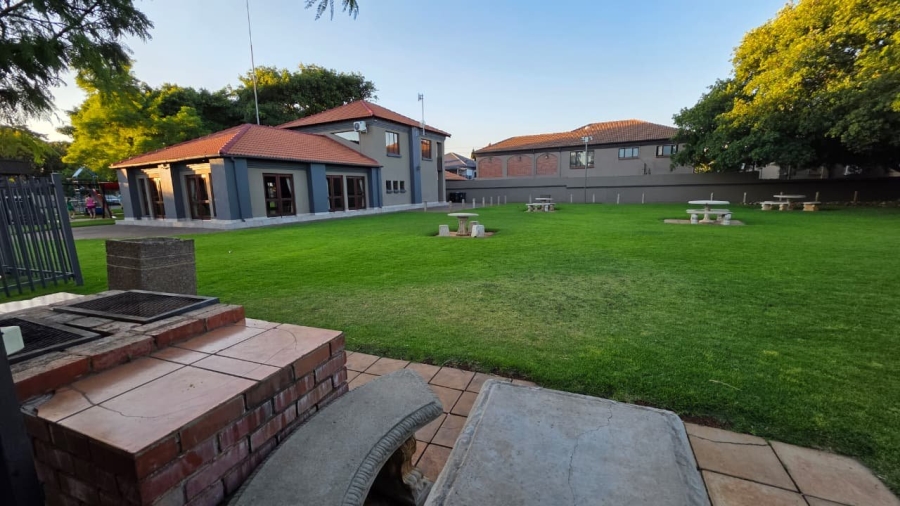 5 Bedroom Property for Sale in Montana Gauteng