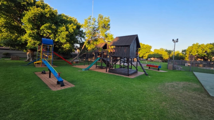 5 Bedroom Property for Sale in Montana Gauteng