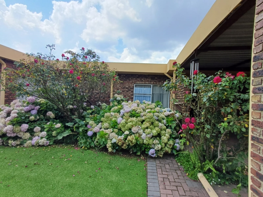 3 Bedroom Property for Sale in Vanderbijlpark Sw 2 Gauteng